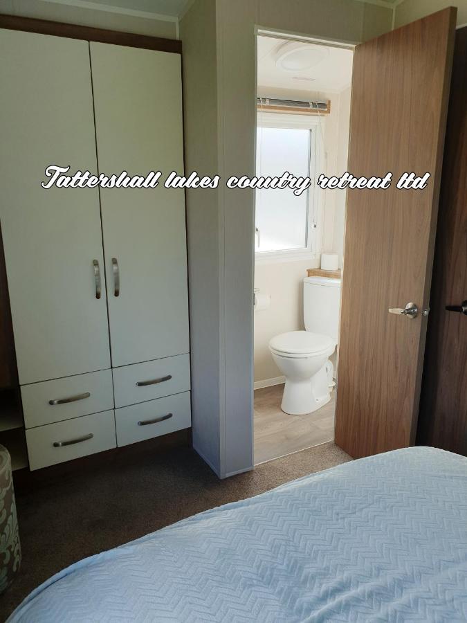 Вилла Tattersall Lakes Country Retreat Dogdyke Экстерьер фото
